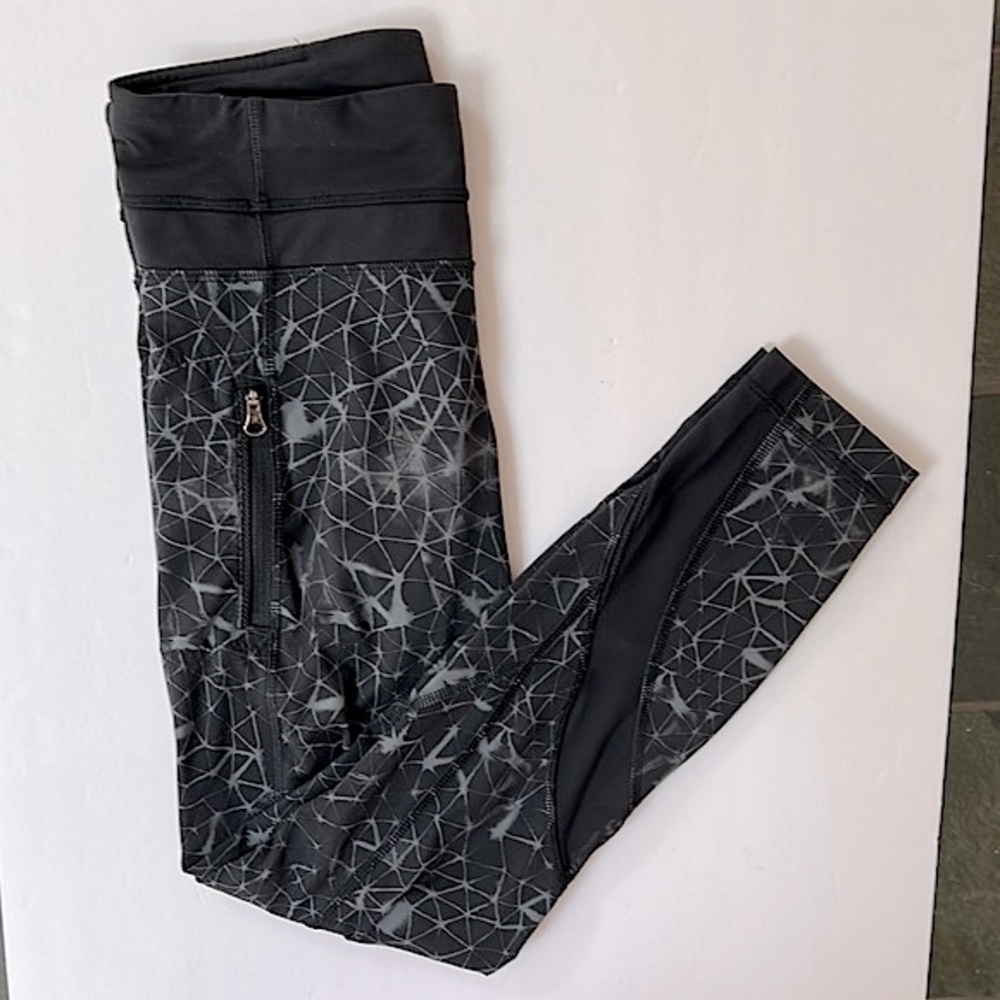 Lululemon Athletica Inspire tight leggings Star Crushed coal black Size 4